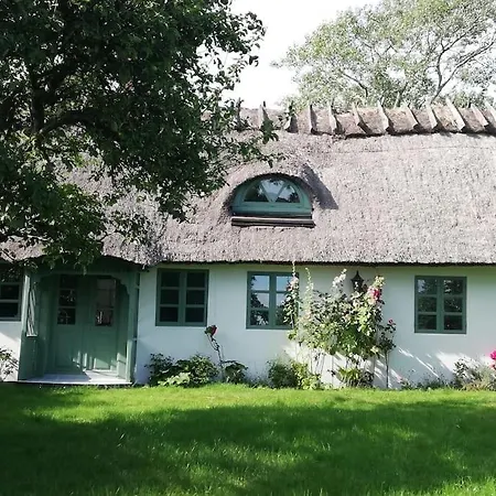 Eventyrligt Bondehus Stege